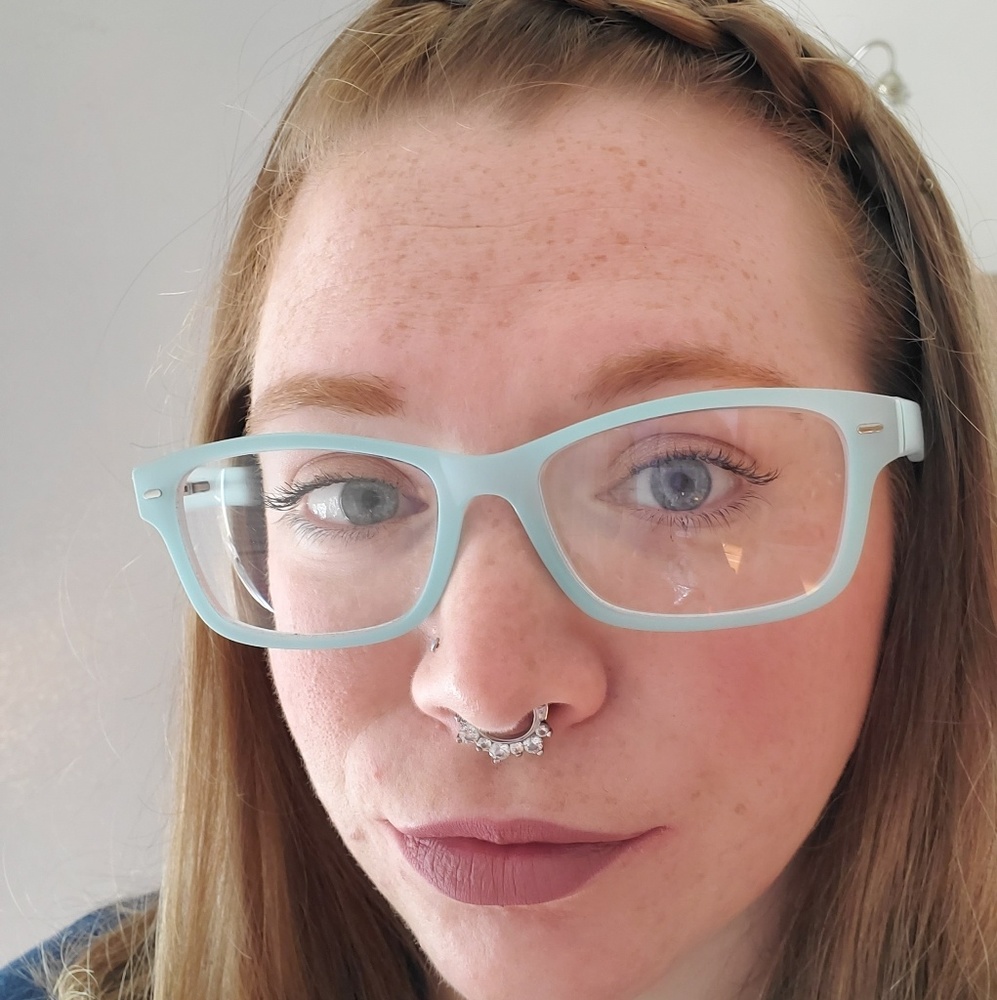Meet your Posher, Jasmin